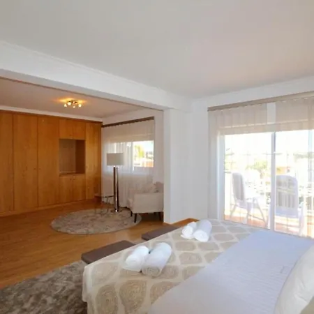 Luxury Portuguese 3 Bedrooms Gustas Prime Location Great For Families Vilamoura Villa *