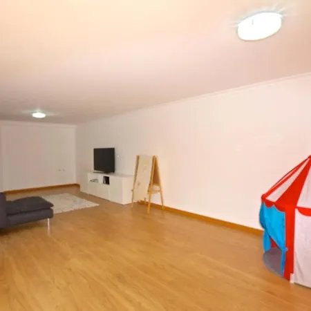 Luxury Portuguese 3 Bedrooms Gustas Prime Location Great For Families Vilamoura *